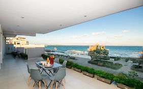 Beachfront Artemida Retreat - Peony Seabreeze Gem