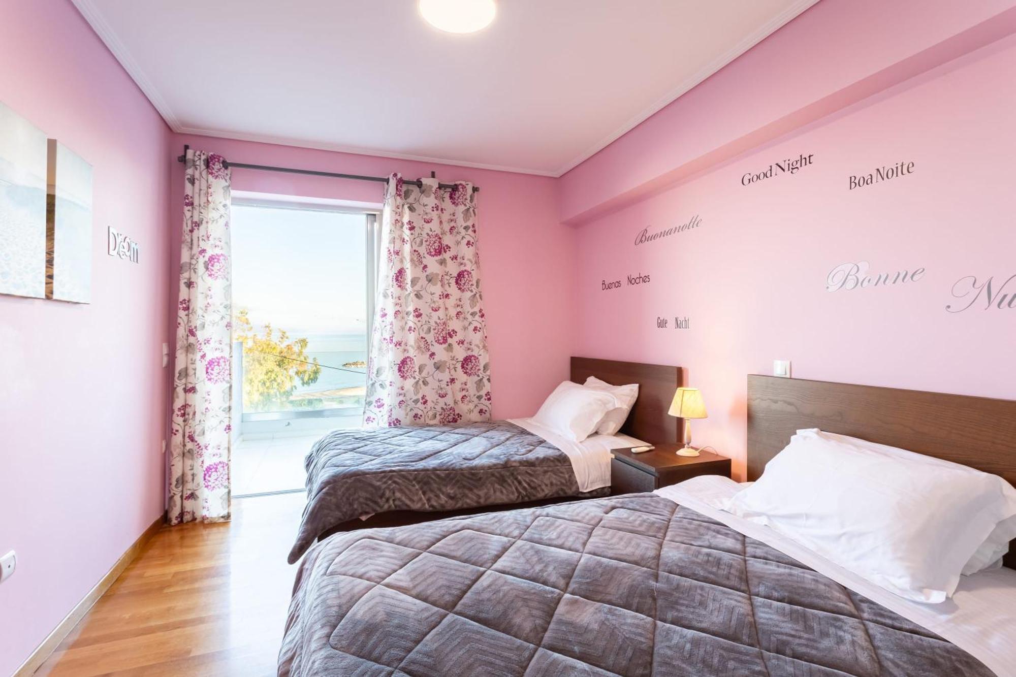 Beachfront Artemida Retreat - Peony Seabreeze Gem Εξωτερικό φωτογραφία