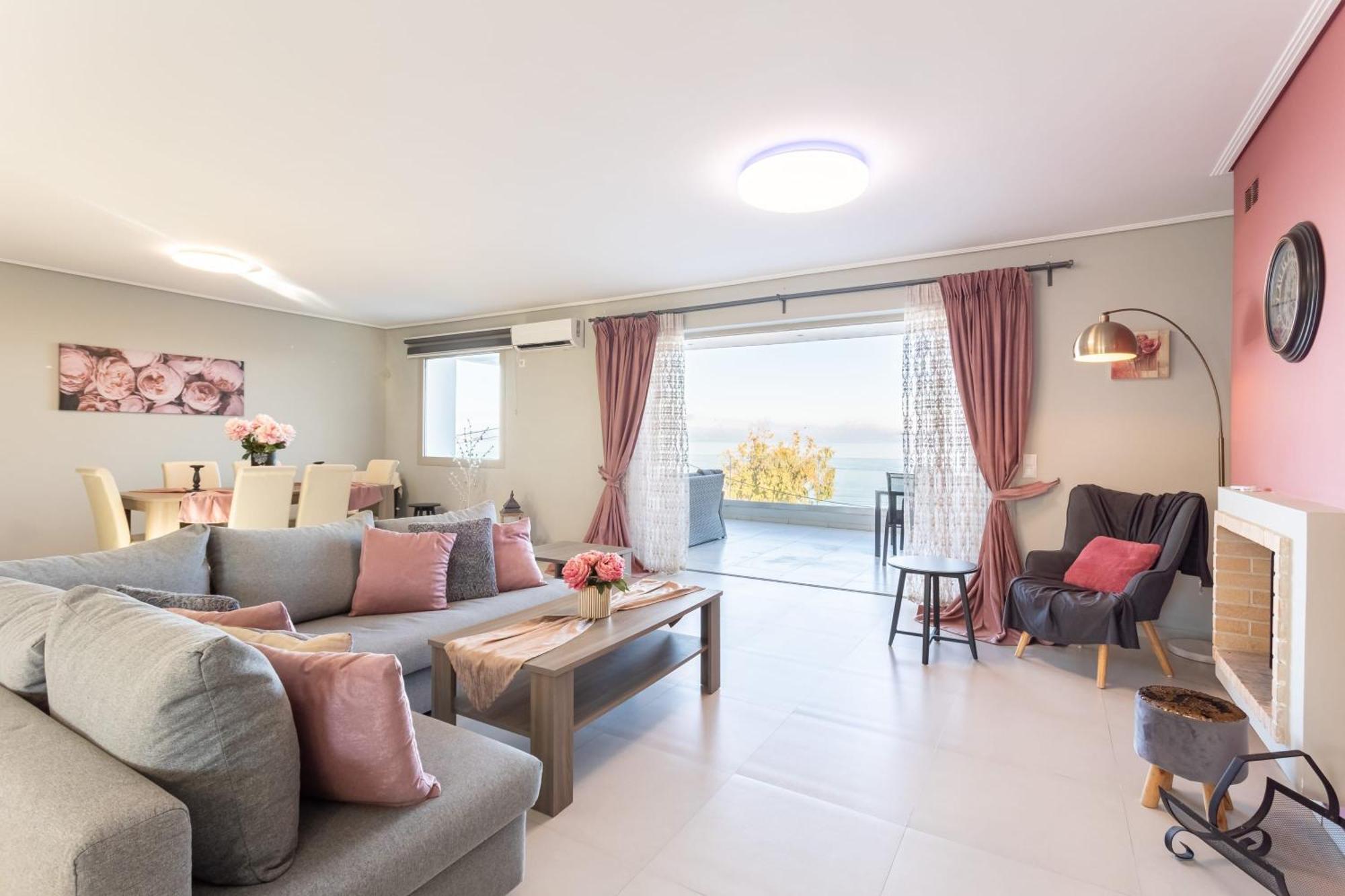 Beachfront Artemida Retreat - Peony Seabreeze Gem Εξωτερικό φωτογραφία